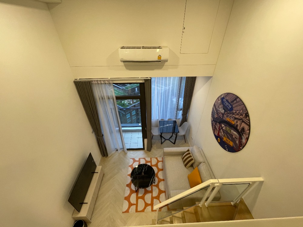 For SaleCondoRama9, Petchburi, RCA : Luxury condo for sale, Siamese Rama 9, large mixed-use project, 1 bedroom, 1 bathroom, usable area 27.50 sq m, high ceiling room, on Rama 9 Road, near the Orange Line.