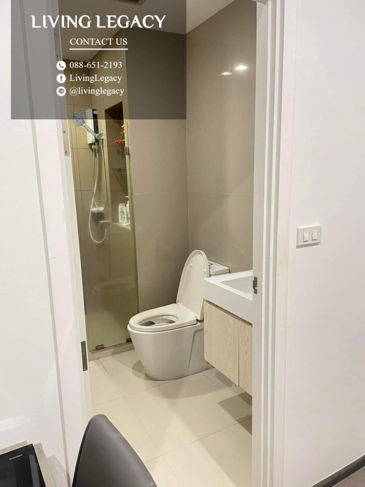 For RentCondoPattanakan, Srinakarin : SI7P9J Condo for rent Rich Park @ Triple Station 28.66 sq m. 37th floor line id : @livinglegacy tel : 088-651-2193