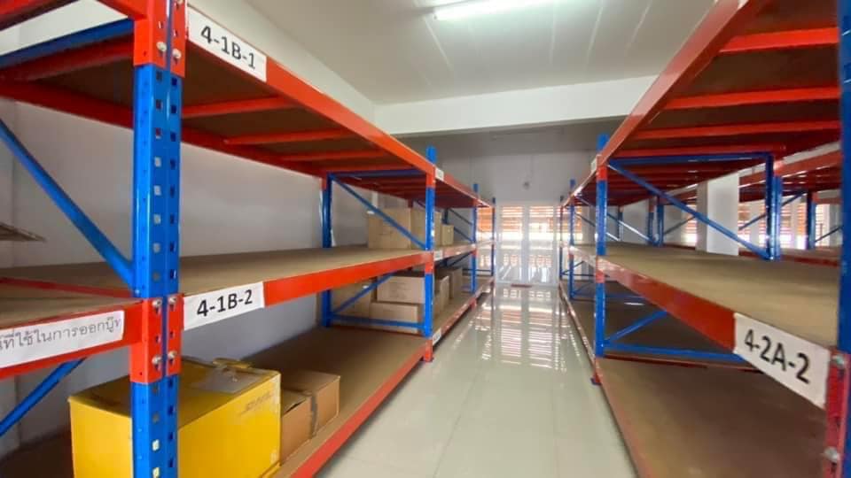 ให้เช่าอาคารพาณิชย์บางนา แบริ่ง ลาซาล : ให้เช่าอาคารพานิช 4 ชั้น 2 คูหาติดกัน ติดถนนใหญ่ บนถนนบางนาตราด ตรงข้ามกับสนามกอล์ฟเลควูด เนื้อที่รวม 51 ตารางวา