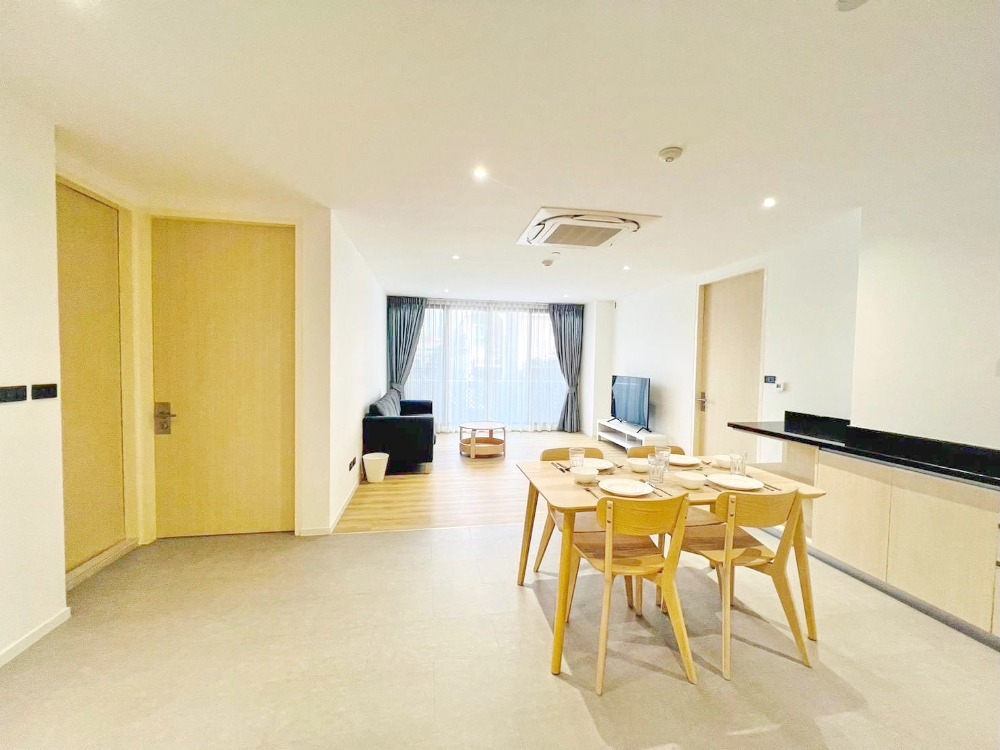 For RentCondoSukhumvit, Asoke, Thonglor : 7729😊 For RENT 2 bedrooms for rent🚄near BTS Thonglor🏢Thonglor Thonglor🔔Area: 100 sq m.💲Rent: 65,000฿📞O99-5919653,065-9423251✅LineID:@sureresidence