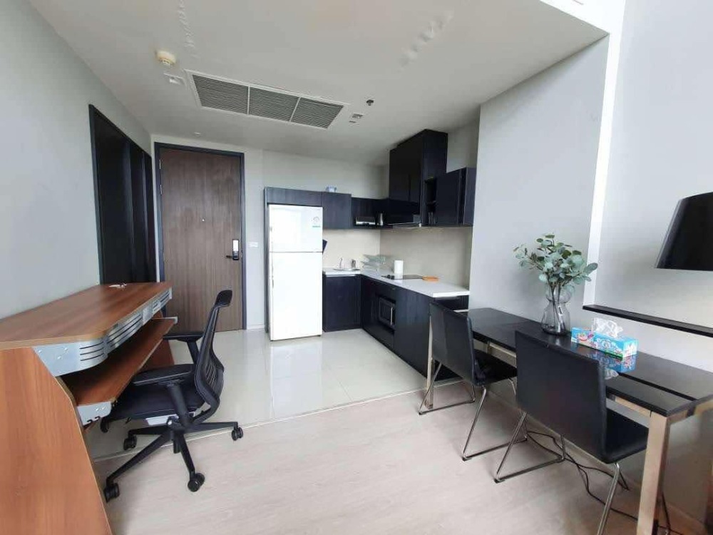 ขายคอนโดอ่อนนุช อุดมสุข : ขายคอนโดริธึ่ม สุขุมวิท 44/1 ติด BTS พระโขนง  ชั้นสูง ห้อง Duplex วิวเมือง โลเคชัน BTS พระโขนง ขนาด 60 ตรม.