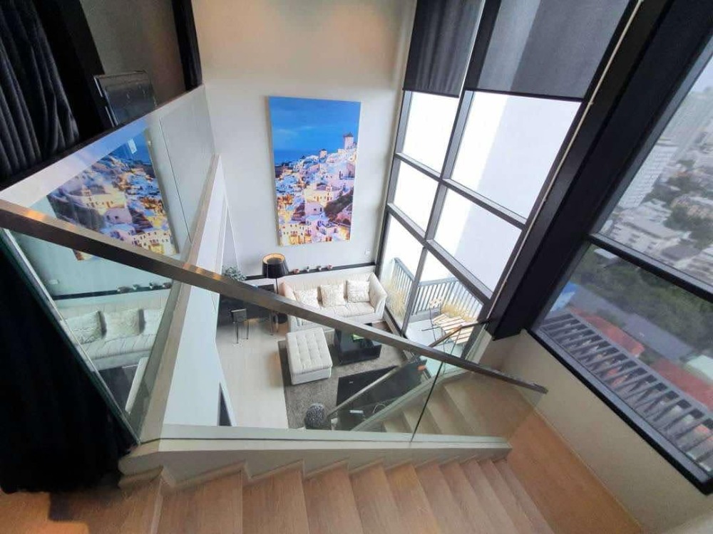 ขายคอนโดอ่อนนุช อุดมสุข : ขายคอนโดริธึ่ม สุขุมวิท 44/1 ติด BTS พระโขนง  ชั้นสูง ห้อง Duplex วิวเมือง โลเคชัน BTS พระโขนง ขนาด 60 ตรม.