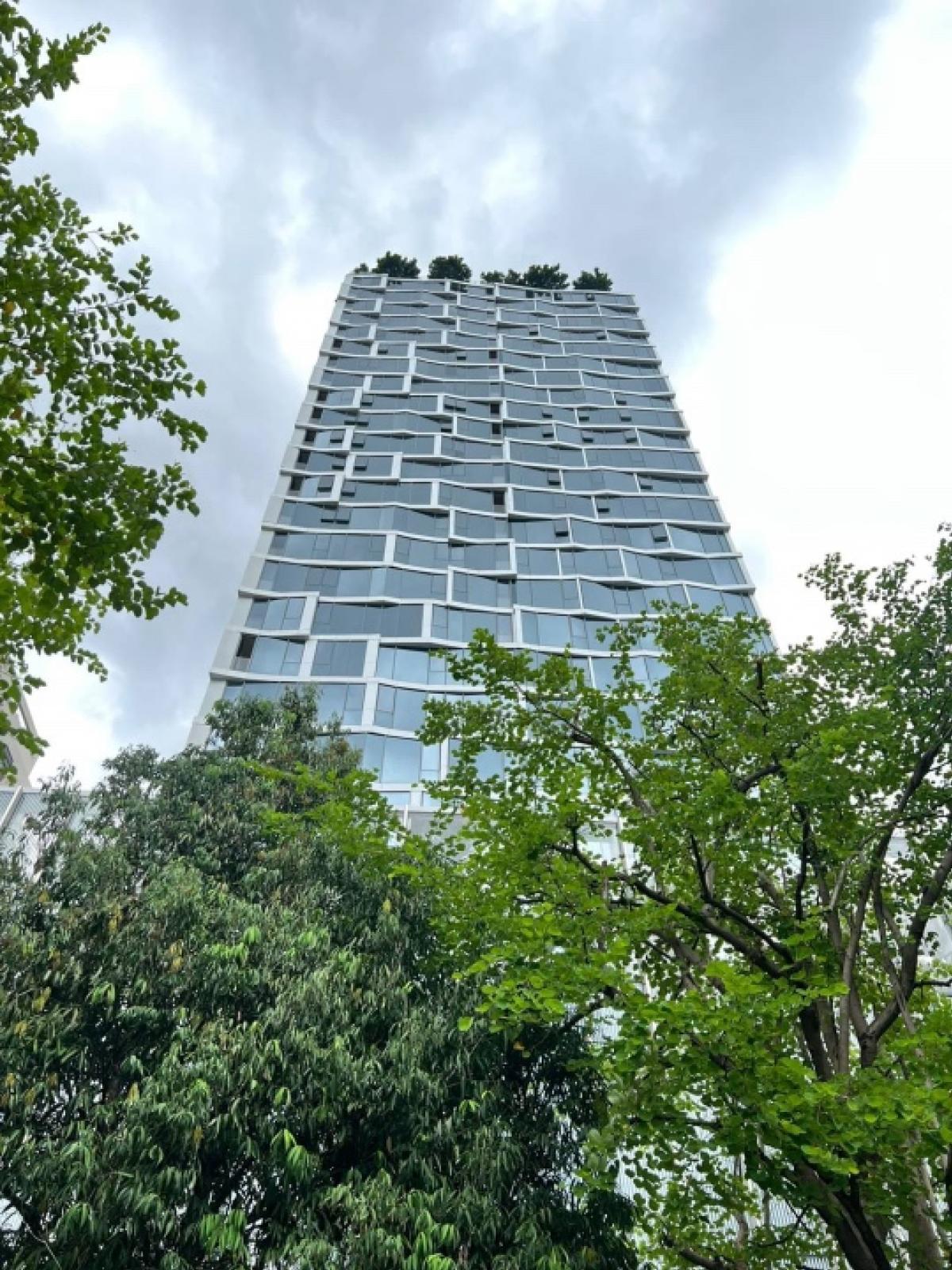 ขายคอนโดวิทยุ ชิดลม หลังสวน : |ซื้อตรงจากโครงการ| ขายคอนโด Scope Langsuan ขนาด 85 Sq.m 1 bed 2 bath เพียง 35 MB เท่านั้น ติดต่อ 086-795-9997 จิมมี่