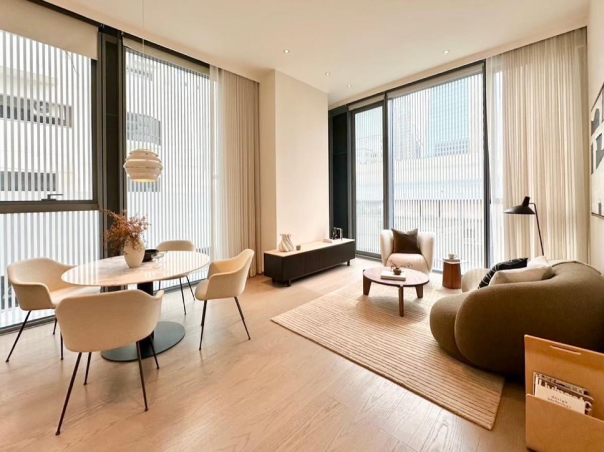 ขายคอนโดวิทยุ ชิดลม หลังสวน : 𝐇𝐎𝐓 𝐃𝐄𝐀𝐋 ขายคอนโด Scope Langsuan ขนาด 85 Sq.m 1 bed 2 bath เพียง 35 MB เท่านั้น ติดต่อ 086-795-9997 จิมมี่