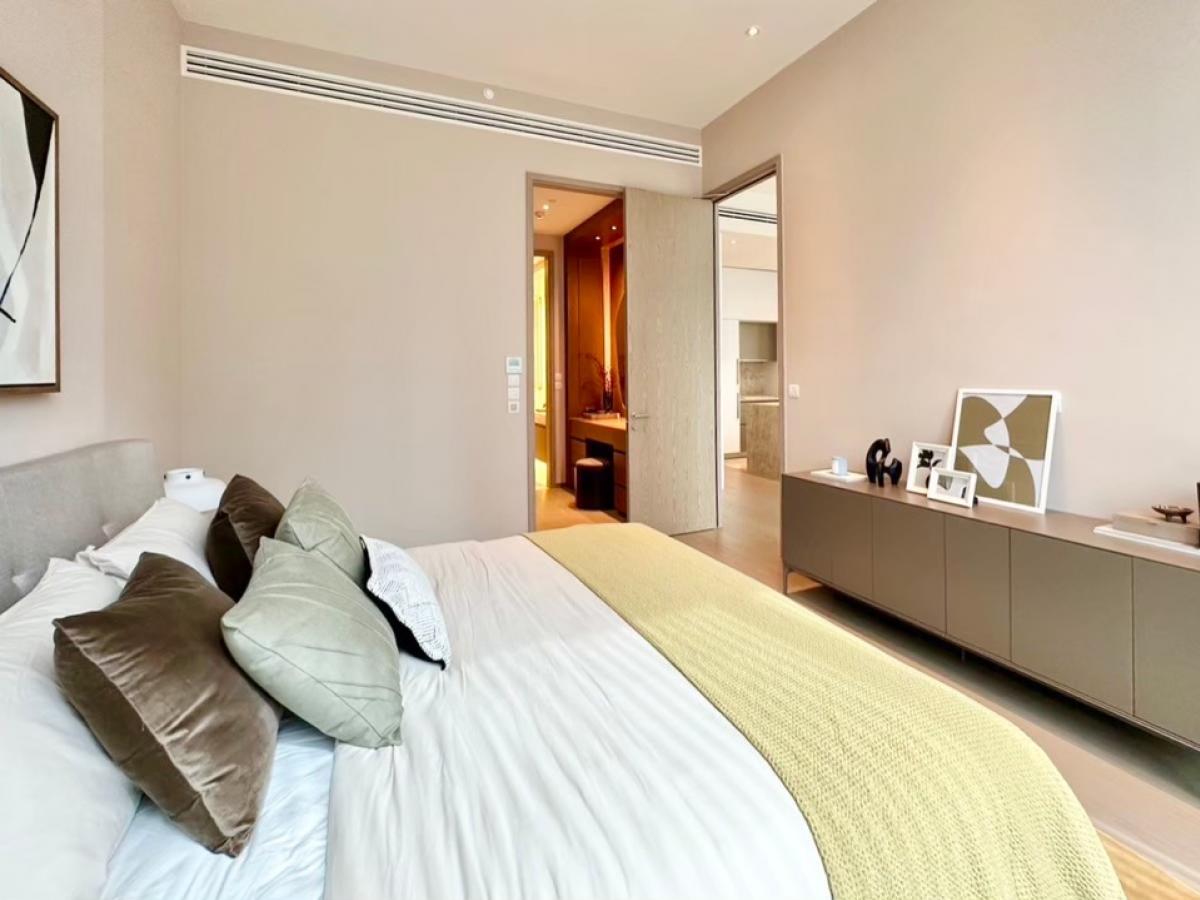 ขายคอนโดวิทยุ ชิดลม หลังสวน : 𝐇𝐎𝐓 𝐃𝐄𝐀𝐋 ขายคอนโด Scope Langsuan ขนาด 85 Sq.m 1 bed 2 bath เพียง 35 MB เท่านั้น ติดต่อ 086-795-9997 จิมมี่