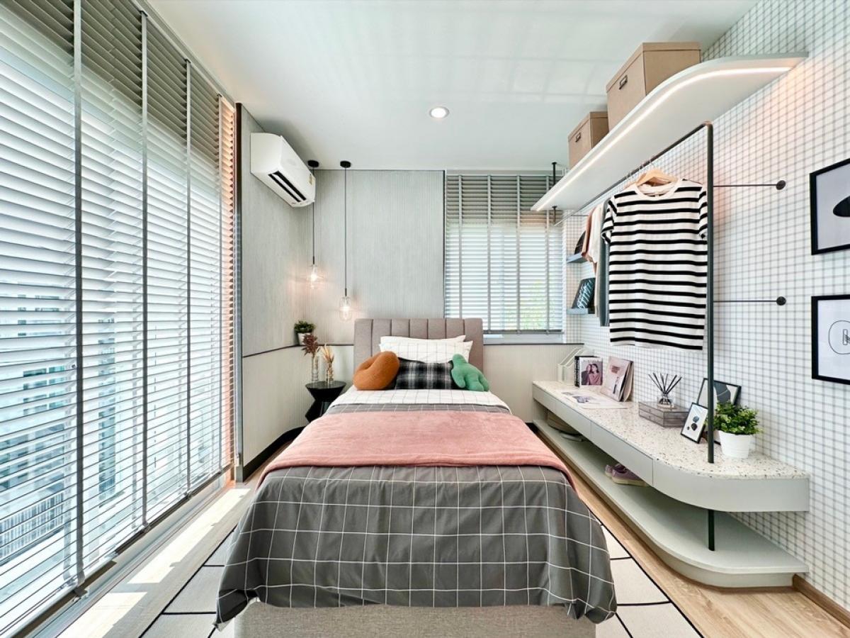 For SaleHousePattanakan, Srinakarin : House for sale, Nirvana Absolute, Krungthep Kreetha, size 230 Sq.m, 4 bed, 4 bath, only 17,52,0000, contact 086-795-9997 (Jimmy)