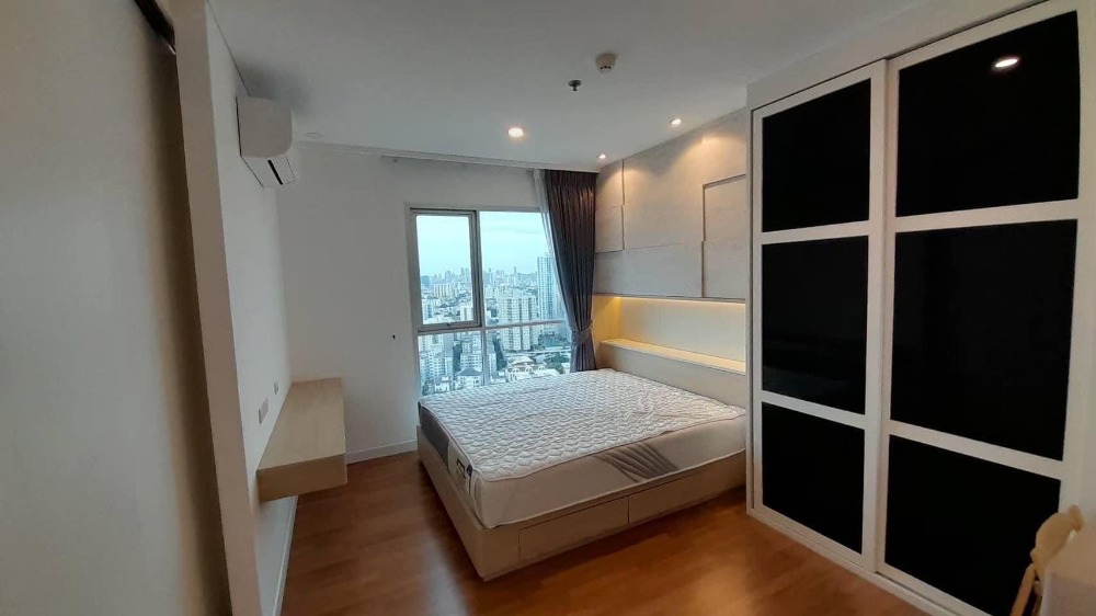 For SaleCondoRama3 (Riverside),Satupadit : Urgent sale 🔺 Lumpini Place Ratchada - Sathu 🔺 2 bedrooms, 2 bathrooms, complete furniture and electrical appliances.