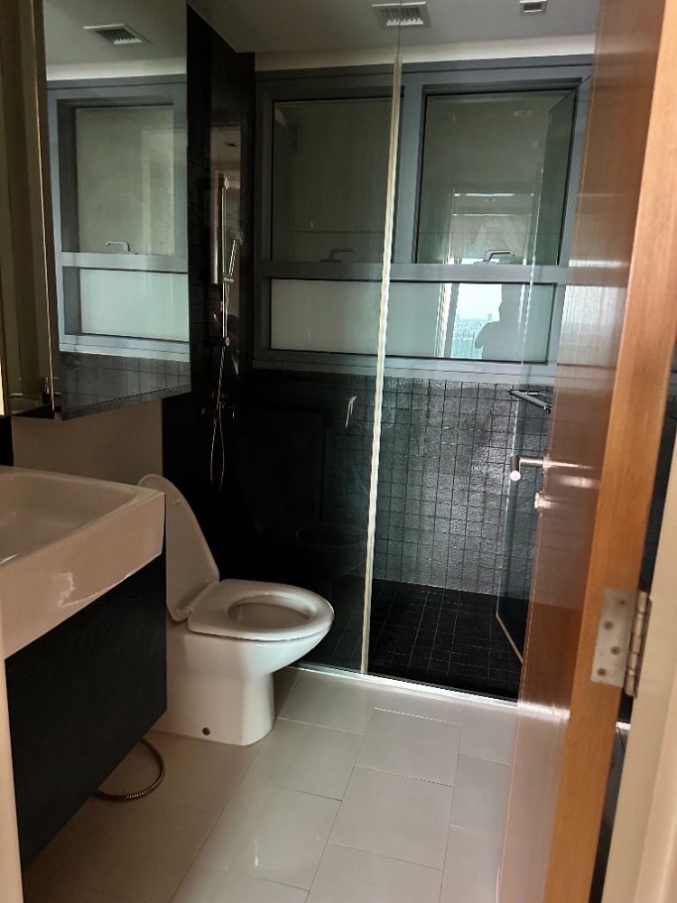 For RentCondoRama3 (Riverside),Satupadit : For rent!! 6-star luxury condo at The Pano Rama 3, 2 bedrooms with built-in furniture, large balcony with the most beautiful curve view of the Chao Phraya River, near Central Rama 3