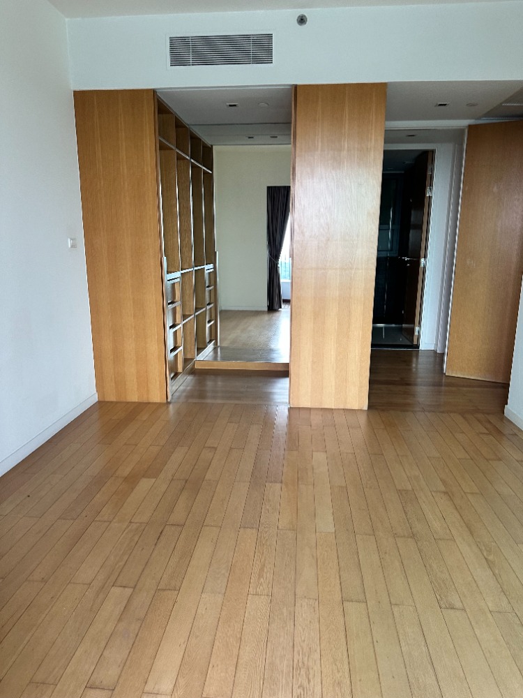 For RentCondoRama3 (Riverside),Satupadit : For rent!! 6-star luxury condo at The Pano Rama 3, 2 bedrooms with built-in furniture, large balcony with the most beautiful curve view of the Chao Phraya River, near Central Rama 3