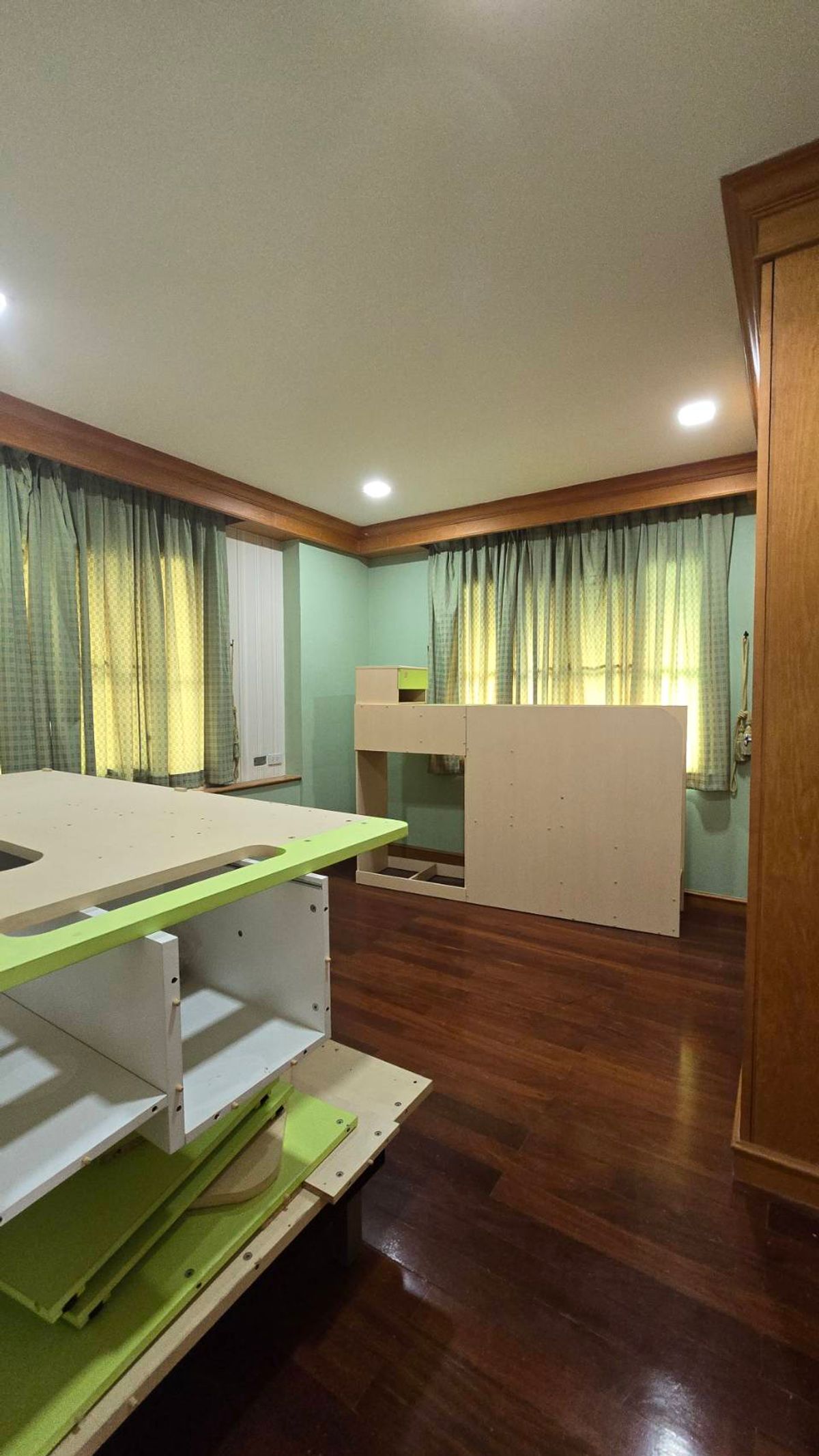 ขายบ้านเกษตรศาสตร์ รัชโยธิน : ขายบ้านเดี่ยว 2 ชั้น หมู่บ้านนันทวัน-วัชรพล  ถนนสุขาภิบาล 5 เขตบางเขน กรุงเทพมหานคร เนื้อที่ 91 ตารางวา พื้นที่ใช้สอย 220 ตารางเมตร 4 ห้องนอน 3 ห้องน้ำ