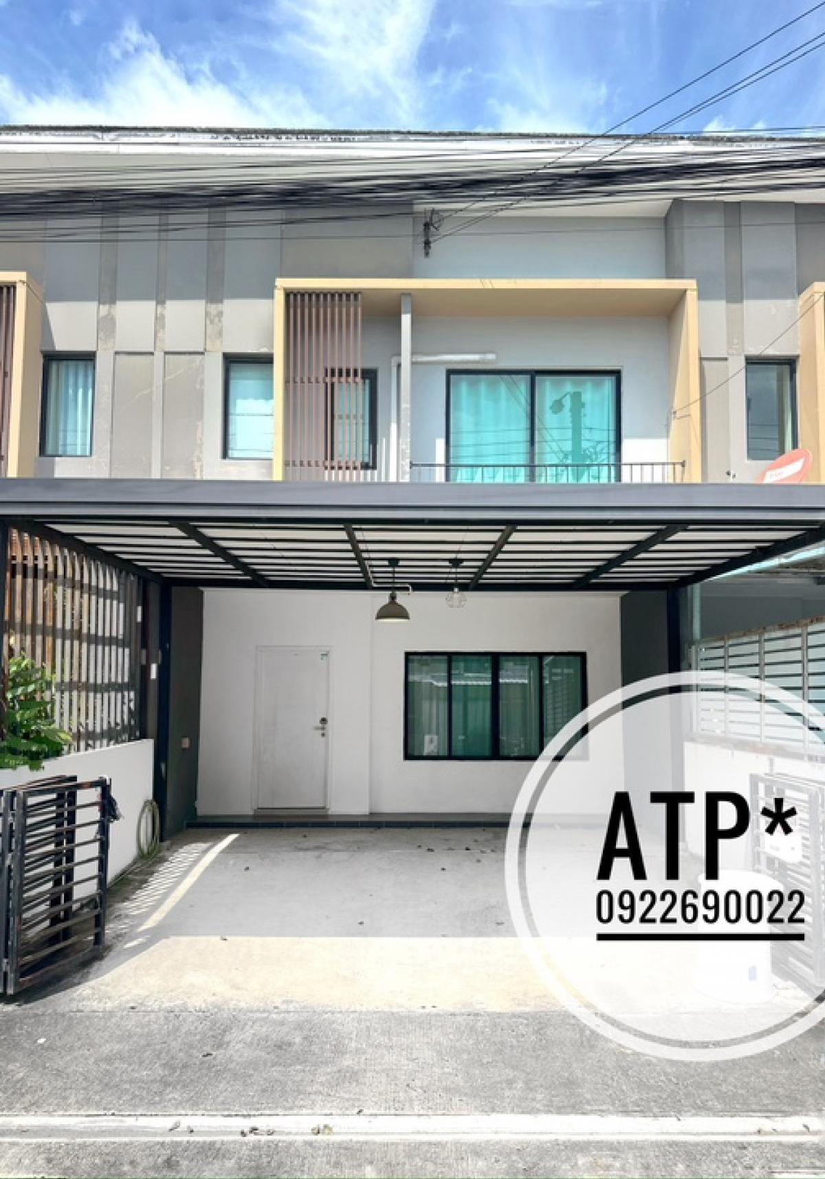 ให้เช่าทาวน์โฮมนวมินทร์ รามอินทรา : ** เช่า 20K ** บ้านทาวน์โฮมโครงการ ใกล้รถไฟฟ้า กม 6 รามอินทรา 17 ตรว 2 ชั้น 3 นอน 2 น้ำ แอร์ครบ เฟอร์นิเจอร์และเครื่องใช้ไฟฟ้าตามรูปภาพ อนุญาตสุนัขพันธุ์เล็ก 2 ที่จอดรถ
