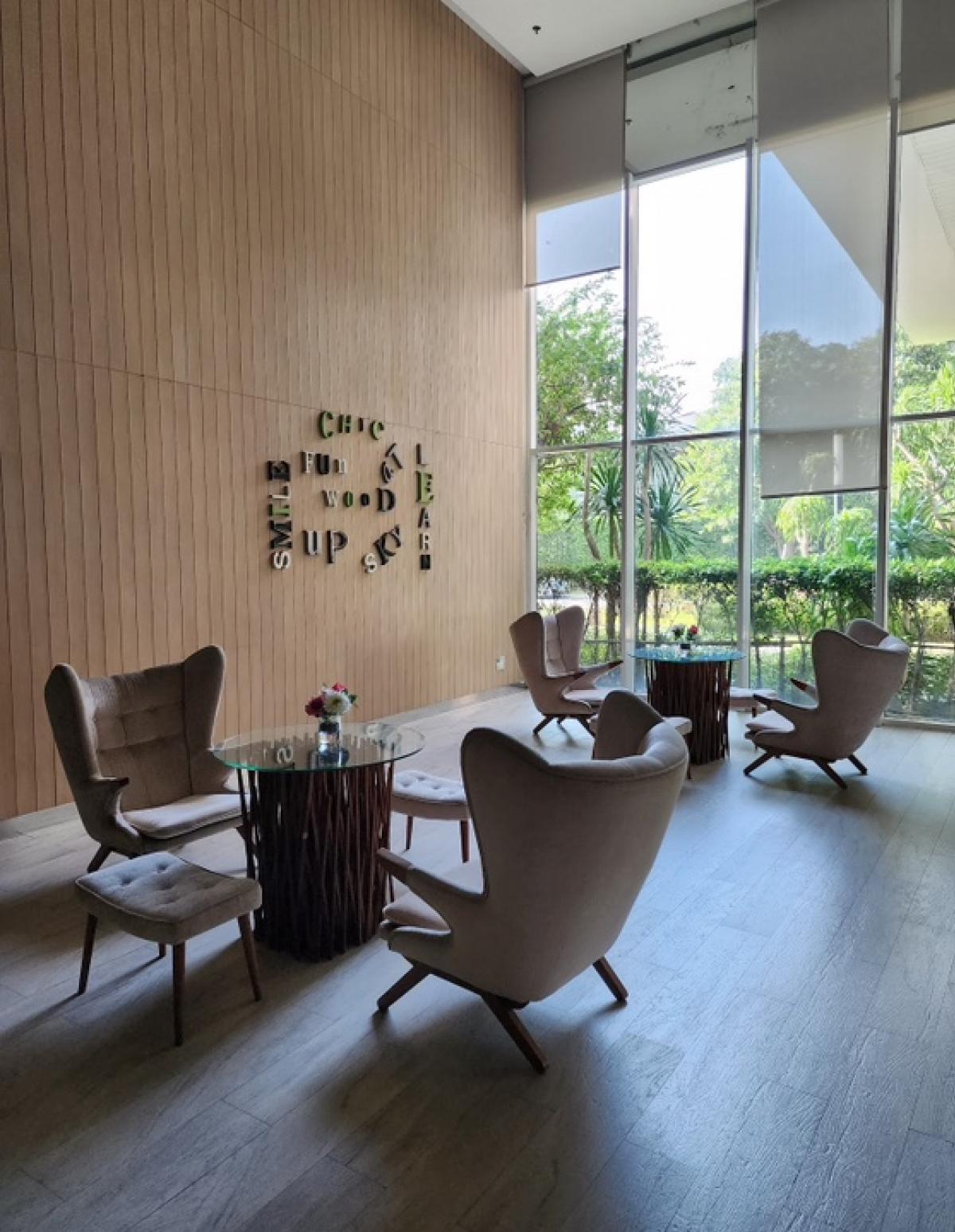 For SaleCondoRattanathibet, Sanambinna : Aspire Rattanathibet 1, swimming pool view, beautifully decorated room, complete furniture + electrical appliances, ready to move in, selling for 1.65 million baht, aspire rattanatibet