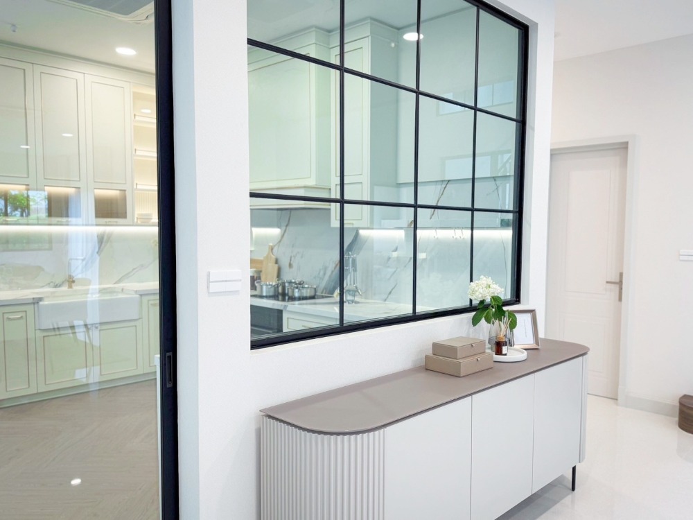 For RentHousePattanakan, Srinakarin : For rent: New single house, Nantawan Rama 9, New Krungthep Kreetha, 123 sqw, private corner unit