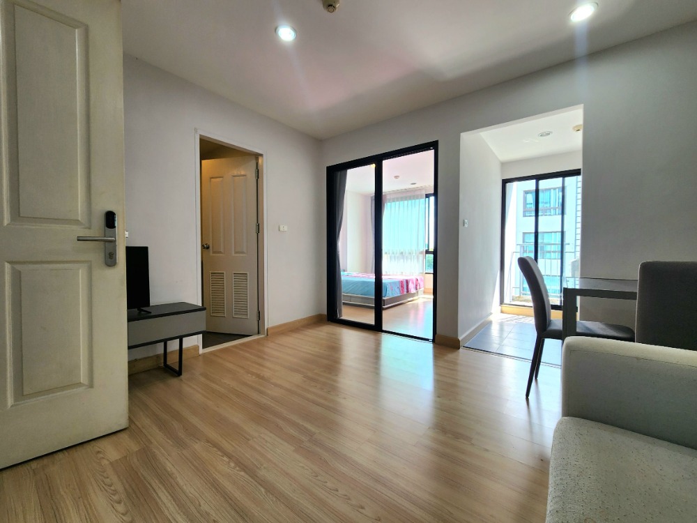 For RentCondoBangna, Bearing, Lasalle : Status as shown in the cover photo**Vacant room, has washing machine, provides items as shown in the photo**For rent The Nich Mono Bangna Phase 2**SN431.37