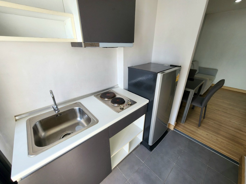 For RentCondoBangna, Bearing, Lasalle : Status as shown in the cover photo**Vacant room, has washing machine, provides items as shown in the photo**For rent The Nich Mono Bangna Phase 2**SN431.37