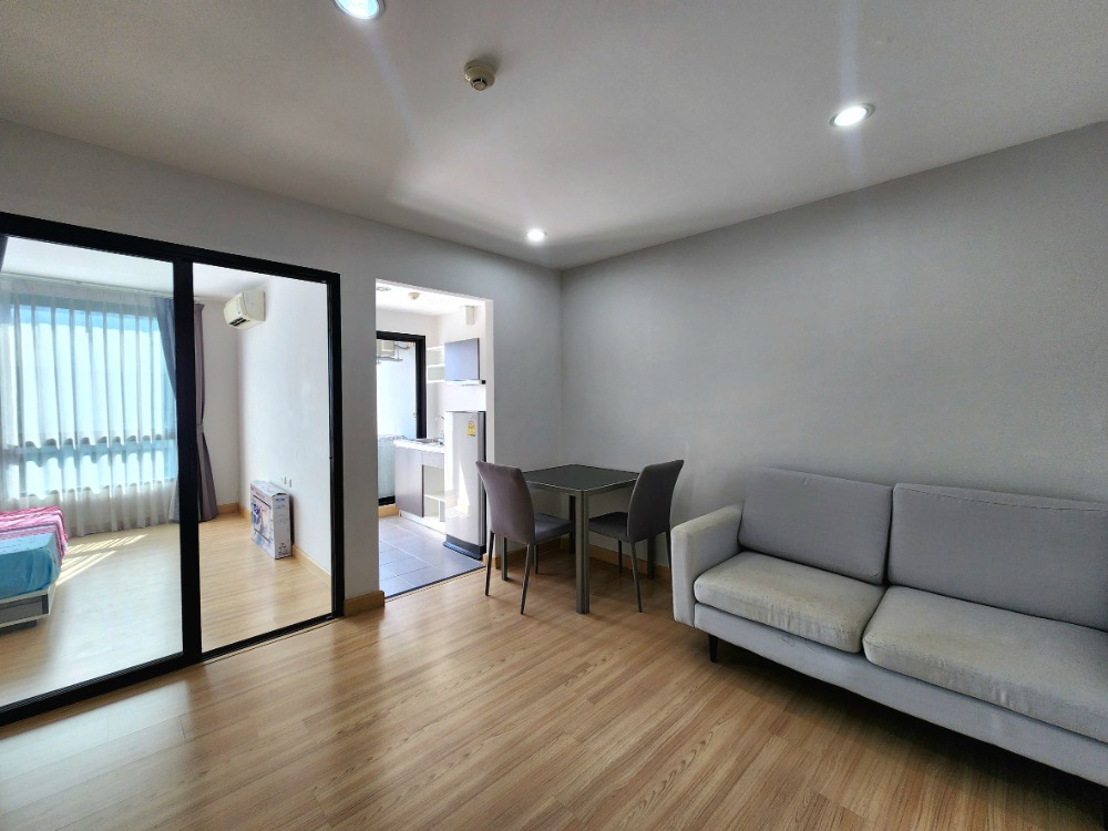 For RentCondoBangna, Bearing, Lasalle : Status as shown in the cover photo**Vacant room, has washing machine, provides items as shown in the photo**For rent The Nich Mono Bangna Phase 2**SN431.37