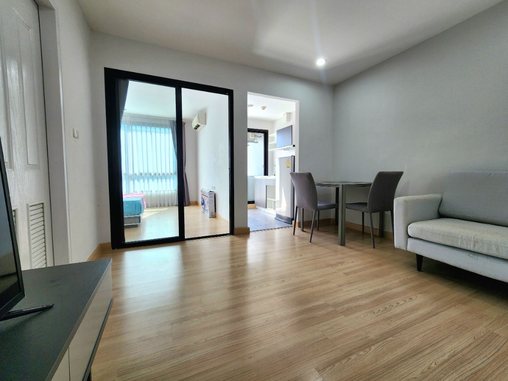 For RentCondoBangna, Bearing, Lasalle : Status as shown in the cover photo**Vacant room, has washing machine, provides items as shown in the photo**For rent The Nich Mono Bangna Phase 2**SN431.37