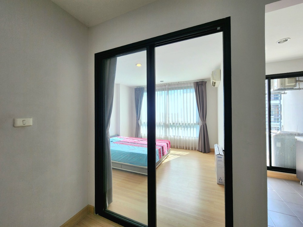 For RentCondoBangna, Bearing, Lasalle : Status as shown in the cover photo**Vacant room, has washing machine, provides items as shown in the photo**For rent The Nich Mono Bangna Phase 2**SN431.37