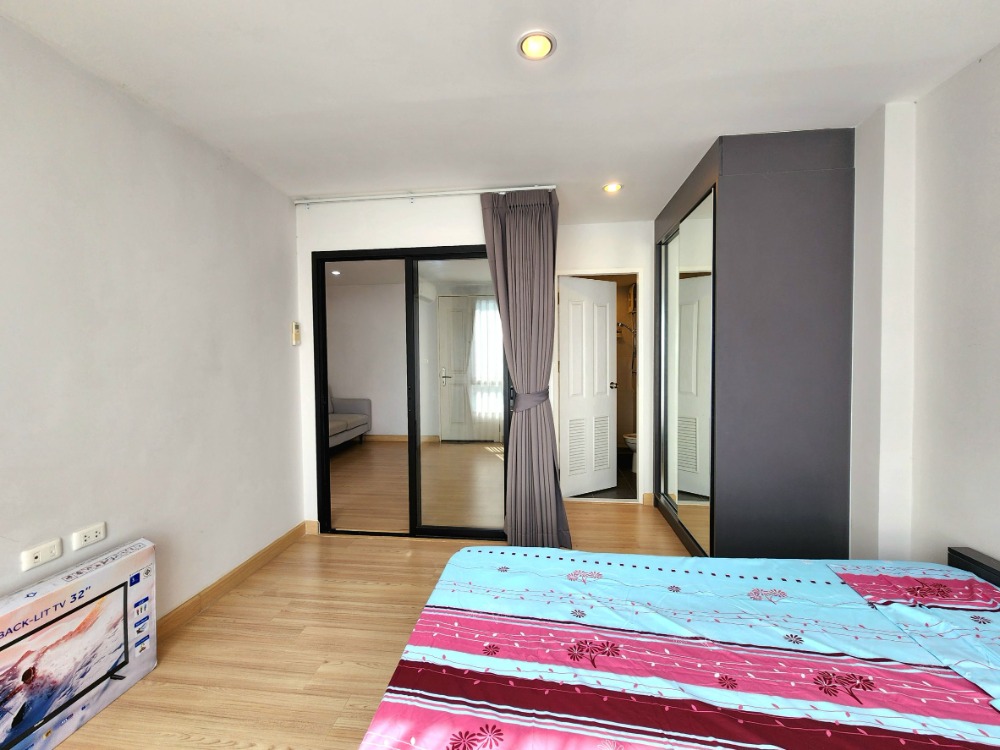 For RentCondoBangna, Bearing, Lasalle : Status as shown in the cover photo**Vacant room, has washing machine, provides items as shown in the photo**For rent The Nich Mono Bangna Phase 2**SN431.37