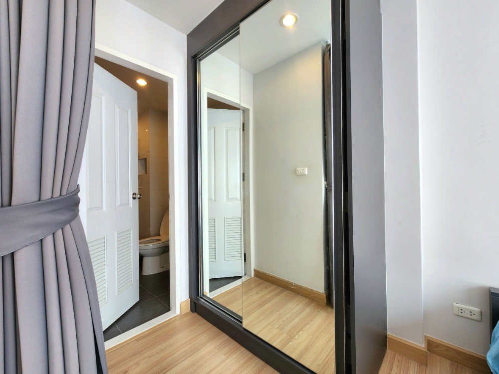 For RentCondoBangna, Bearing, Lasalle : Status as shown in the cover photo**Vacant room, has washing machine, provides items as shown in the photo**For rent The Nich Mono Bangna Phase 2**SN431.37