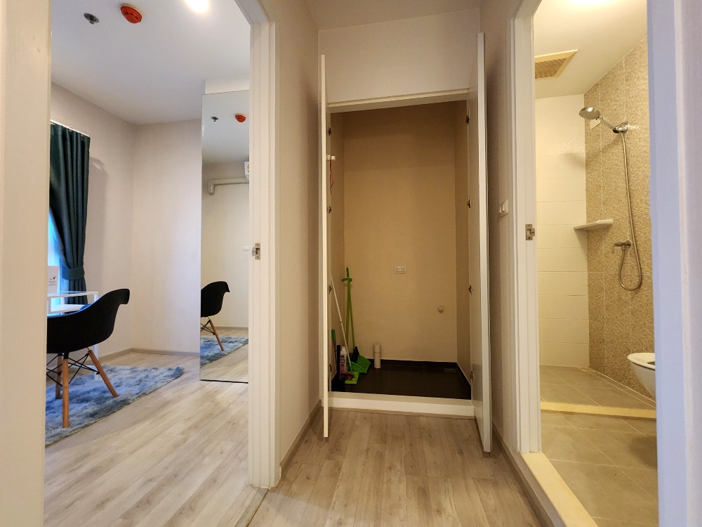 For RentCondoNonthaburi, Bang Yai, Bangbuathong : The condition is as shown. North direction**New, first hand!! The room is available. Beautiful and luxurious. The picture is from the real room** For rent, Plum Condo Central Station Phase 1, beautiful view, not long to wait for the lift. SN490.73