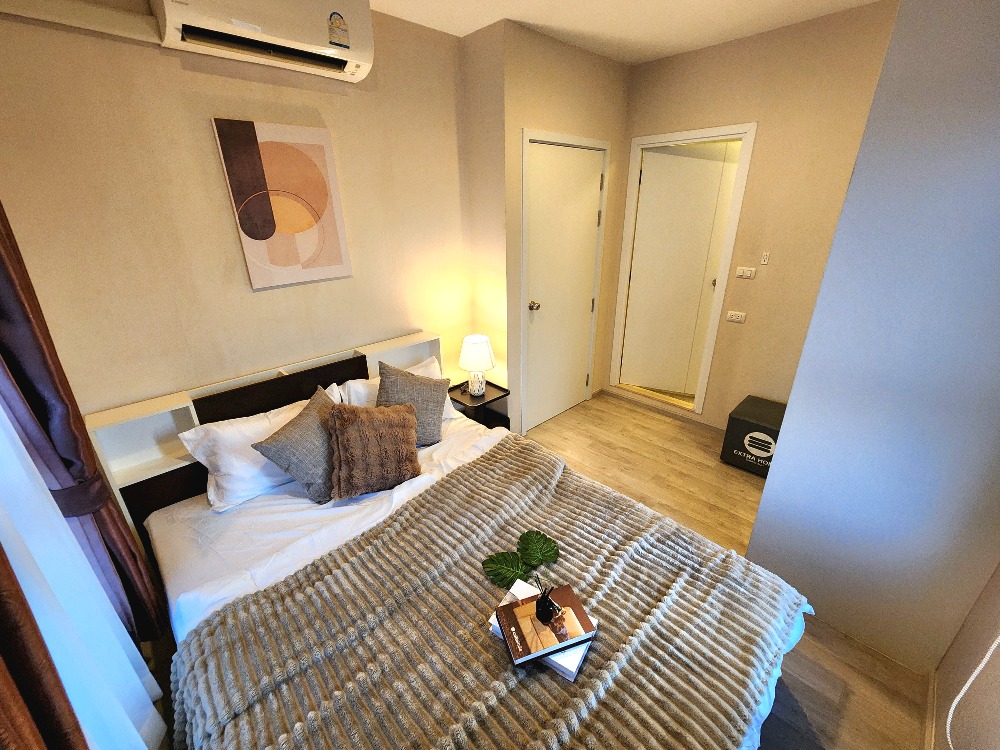 For RentCondoNonthaburi, Bang Yai, Bangbuathong : The condition is as shown. North direction**New, first hand!! The room is available. Beautiful and luxurious. The picture is from the real room** For rent, Plum Condo Central Station Phase 1, beautiful view, not long to wait for the lift. SN490.73