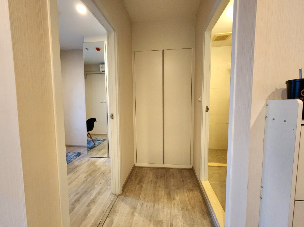 For RentCondoNonthaburi, Bang Yai, Bangbuathong : The condition is as shown. North direction**New, first hand!! The room is available. Beautiful and luxurious. The picture is from the real room** For rent, Plum Condo Central Station Phase 1, beautiful view, not long to wait for the lift. SN490.73