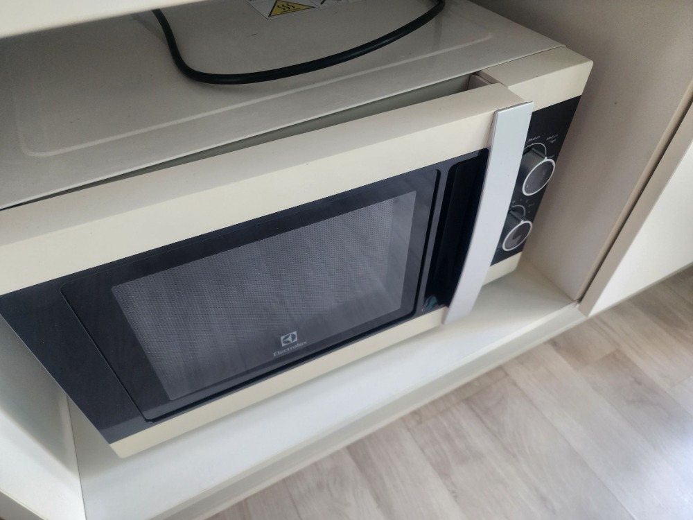 For RentCondoNonthaburi, Bang Yai, Bangbuathong : The condition is as shown. North direction**New, first hand!! The room is available. Beautiful and luxurious. The picture is from the real room** For rent, Plum Condo Central Station Phase 1, beautiful view, not long to wait for the lift. SN490.73