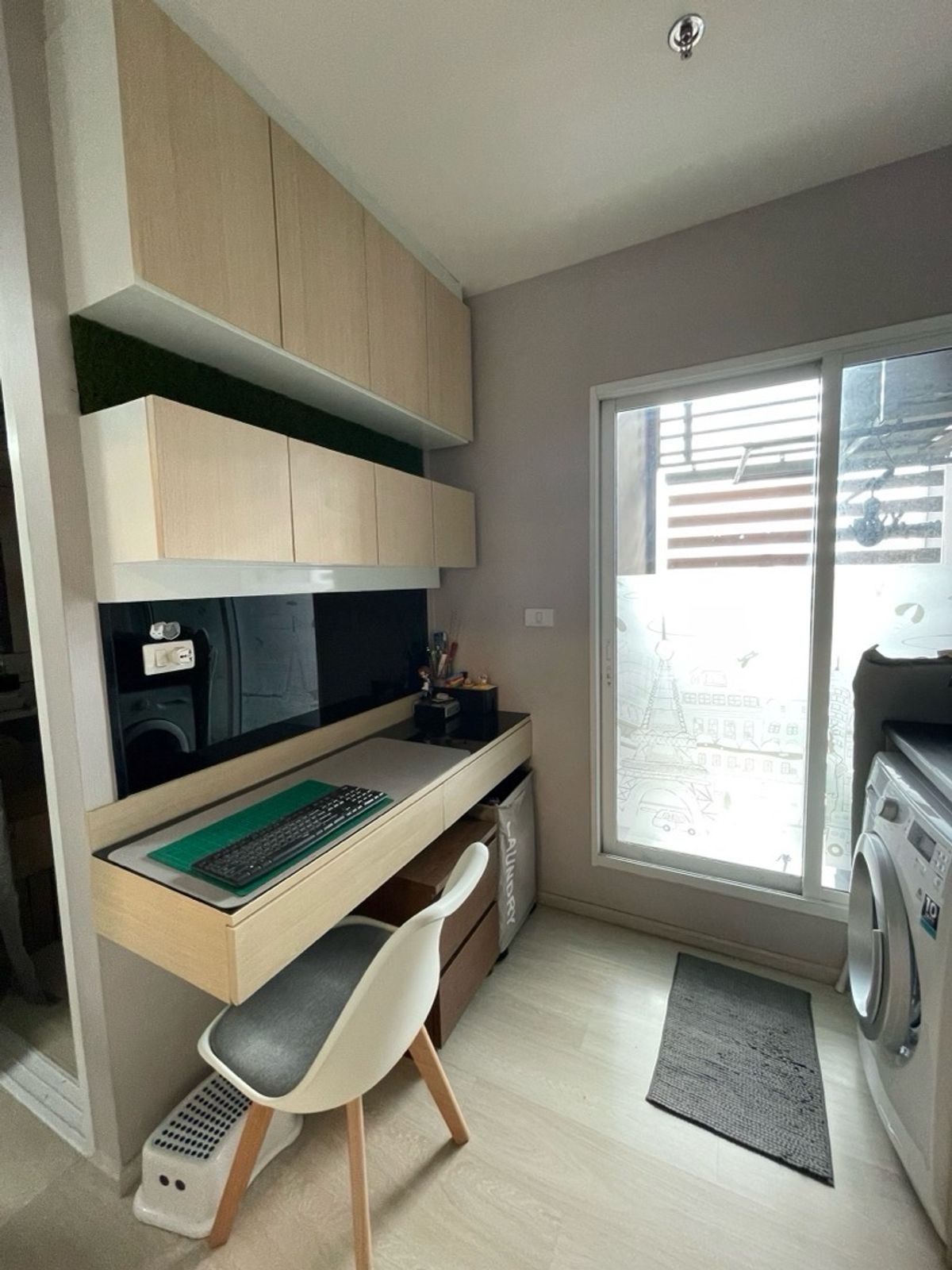 For SaleCondoRattanathibet, Sanambinna : Aspire Rattanathibet 1, swimming pool view, beautifully decorated room, complete furniture + electrical appliances, ready to move in, selling for 1.65 million baht, aspire rattanatibet