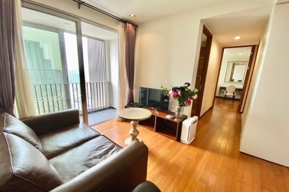 For SaleCondoSukhumvit, Asoke, Thonglor : 🔥Sale with tenant !! 🔥Code C20221206869.......Ashton Morph 38, 2 bedrooms, 2 bathrooms, high floor 24+, furnished, Special Deal!!📢📢