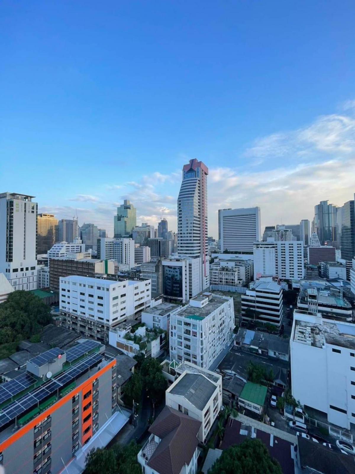 ขายคอนโดสีลม ศาลาแดง บางรัก : คอนโด 3 ห้องนอน สีลม