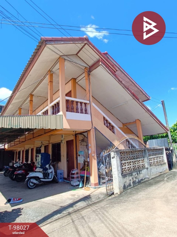 ขายกิจการโรงแรม & กิจการอพาร์ตเมนต์อุตรดิตถ์ : ขายอพาร์ทเม้นท์ 2 ชั้น เนื้อที่ 89 ตร.วา ท่าอิฐ อุตรดิตถ์