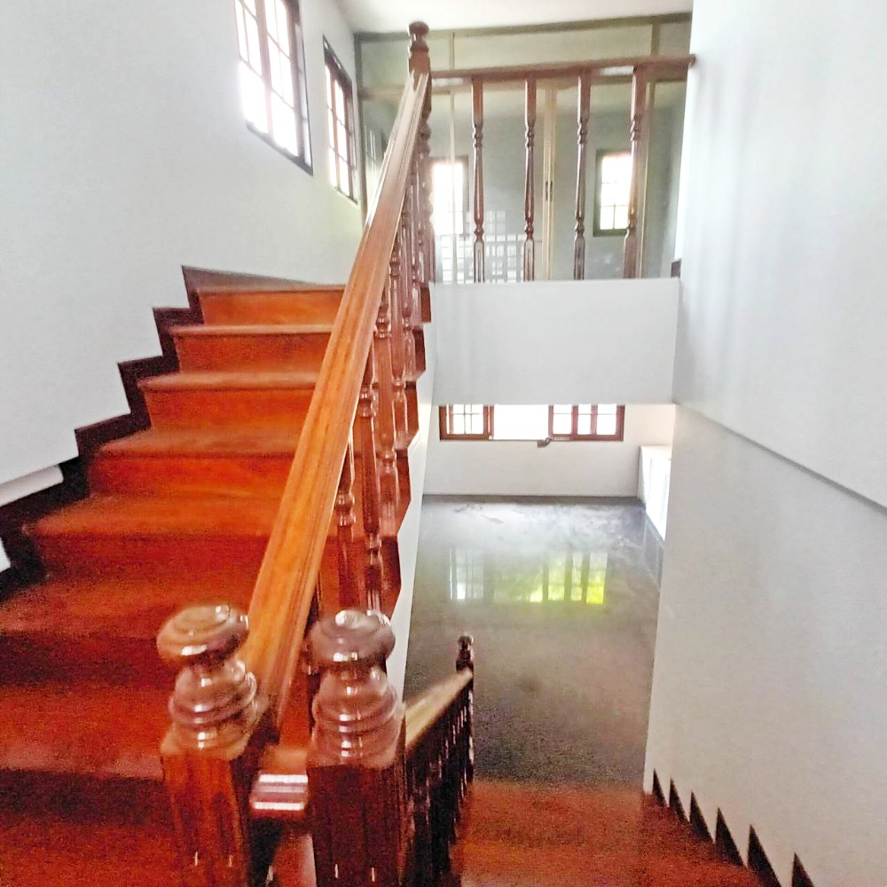 ขายบ้านรัชดา ห้วยขวาง : HK0108😍 For SELL ขาย บ้านเดี่ยว House 2 ชั้น,🚪4 ห้องนอน🚄ใกล้ MRT ห้วยขวาง 🏢ประชาราษฎร์บำเพ็ญ🔔พื้นที่บ้าน:61ตร.วา🔔พื้นที่ใช้สอย:300ตร.ม.💲ขาย:12,900,000฿📞O99-5919653,O65-9423251✅LineID:@sureresidence