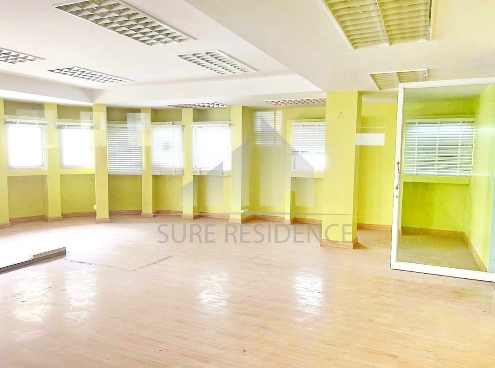 For SaleHome OfficeRatchadapisek, Huaikwang, Suttisan : HK0109😍 For SELL Selling Home Office Home Office 6 floors, 🚪5 bedrooms🚄near MRT Ratchadaphisek 🏢Ratchada🔔House area: 34 sq.wa🔔Usable area: 600 sq.m.💲Selling: 59,000,000฿📞O99-5919653,O65-9423251✅LineID:@sureresidence