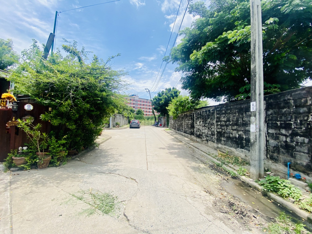 For SaleLandNonthaburi, Bang Yai, Bangbuathong : Land for sale near Muang Thong Thani, Soi Tiwanon - Pak Kret 46, size 5 rai 6 sq w, near expressway
