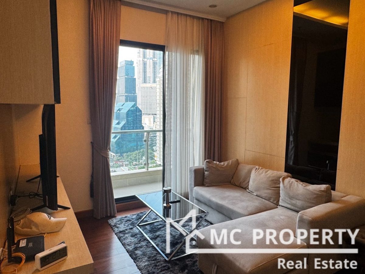 ให้เช่าคอนโดสาทร นราธิวาส : Supalai Elite Suanplu 1 bedroom 52sqm for rent only 24,000 please contact 0816878954
