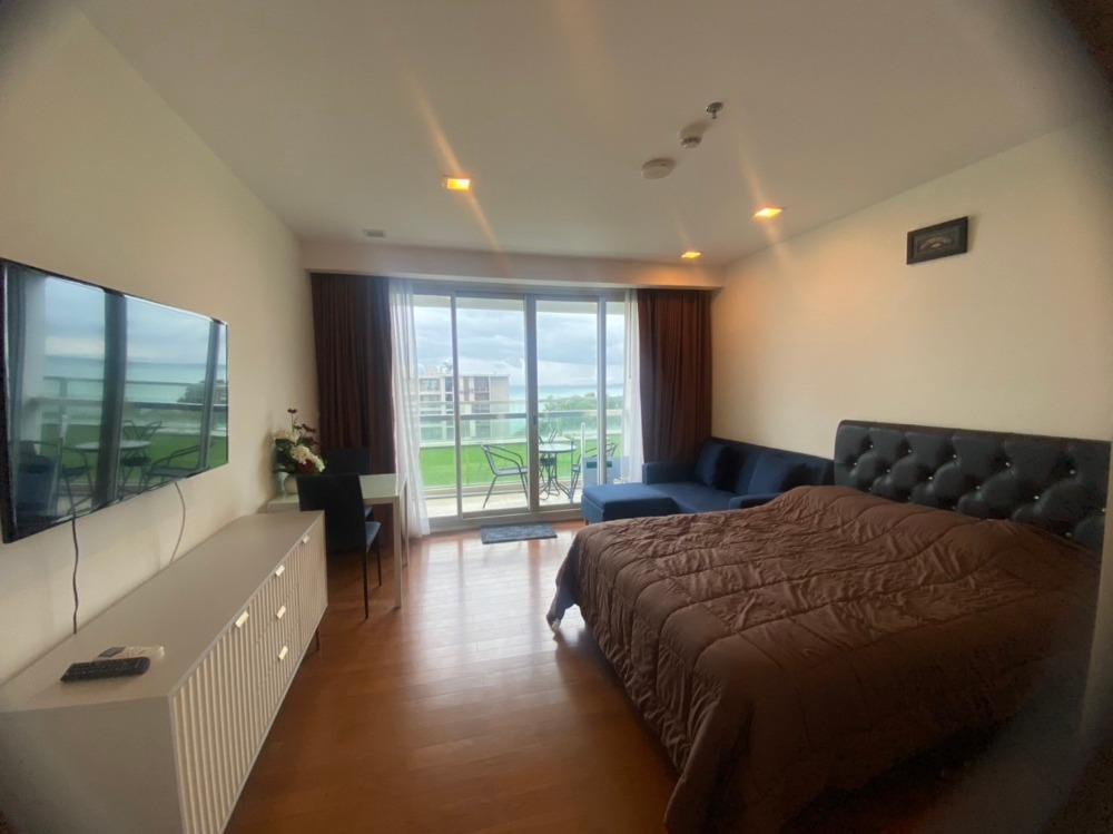 ให้เช่าคอนโดพัทยา บางแสน ชลบุรี สัตหีบ : For rent the Palm wongamat beach Fornt pattaya Studio type short and long term (S03-1103)
