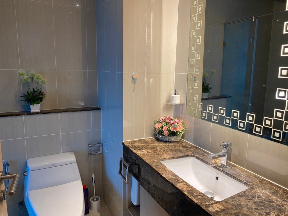 ให้เช่าคอนโดพัทยา บางแสน ชลบุรี สัตหีบ : For rent the Palm wongamat beach Fornt pattaya Studio type short and long term (S03-1103)