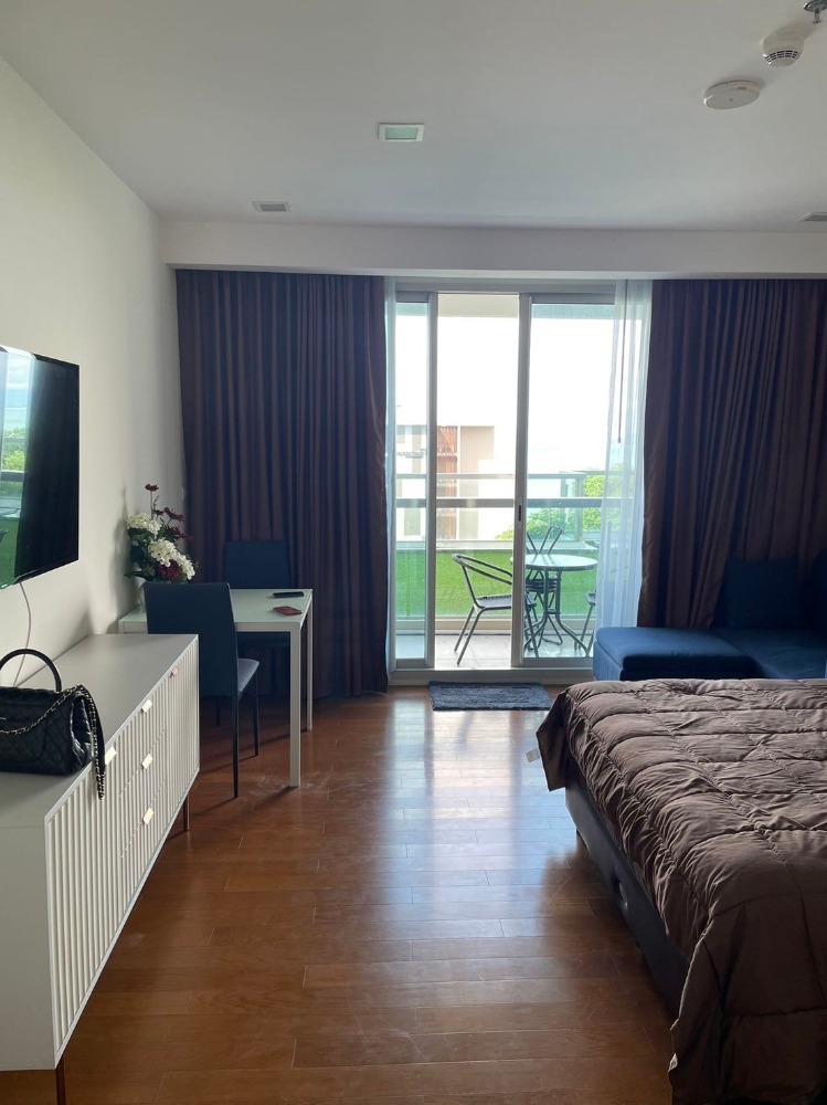 ให้เช่าคอนโดพัทยา บางแสน ชลบุรี สัตหีบ : For rent the Palm wongamat beach Fornt pattaya Studio type short and long term (S03-1103)