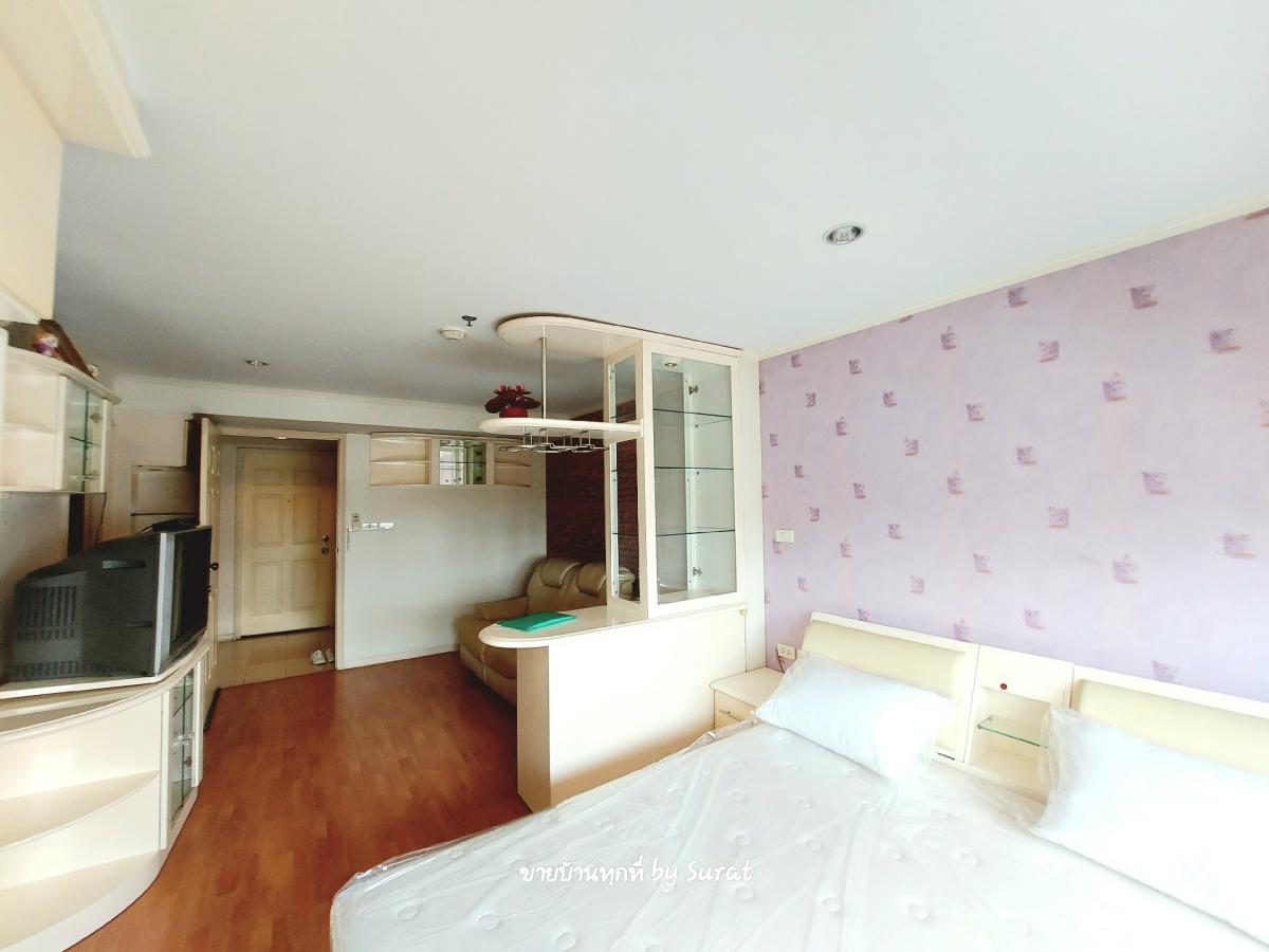 For SaleCondoSapankwai,Jatujak : Condo for sale, Lumpini Ville Phahonyothin-Sutthisan, fully furnished, ready to move in, 30.26 sq m, high view, no blockage, near Government Savings Bank Headquarters and Saphan Khwai BTS