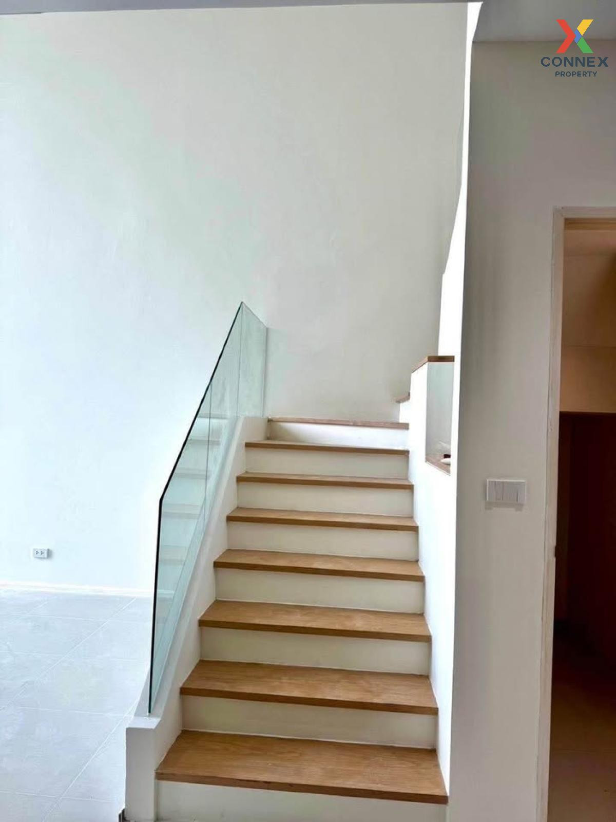 ขายคอนโดพระราม 9 เพชรบุรีตัดใหม่ RCA : ขายคอนโด วิลล่า อโศก ดูเพล็กซ์ MRT-เพชรบุรี มักกะสัน เขต ราชเทวี กรุงเทพ CX-137011