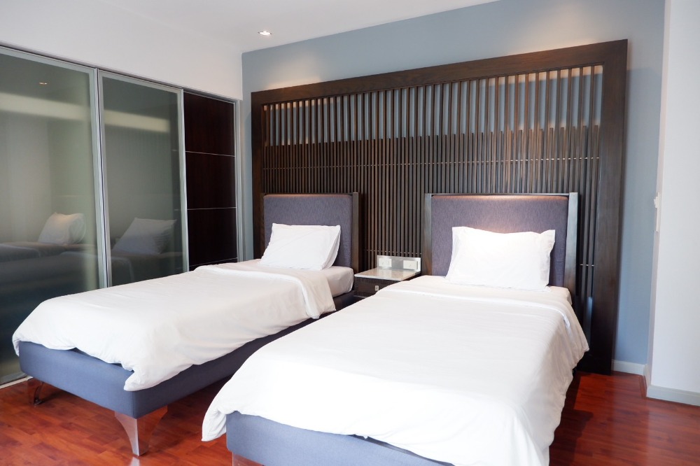 ให้เช่าคอนโดสุขุมวิท อโศก ทองหล่อ : 🔥ให้เช่าด่วนสุด🔥ปาร์ค ทองหล่อ ทาวเวอร์ 3 ห้องนอน + 3 ห้องน้ำ เฟอร์นิเจอร์ครบ พร้อมเข้าอยู่ทันที