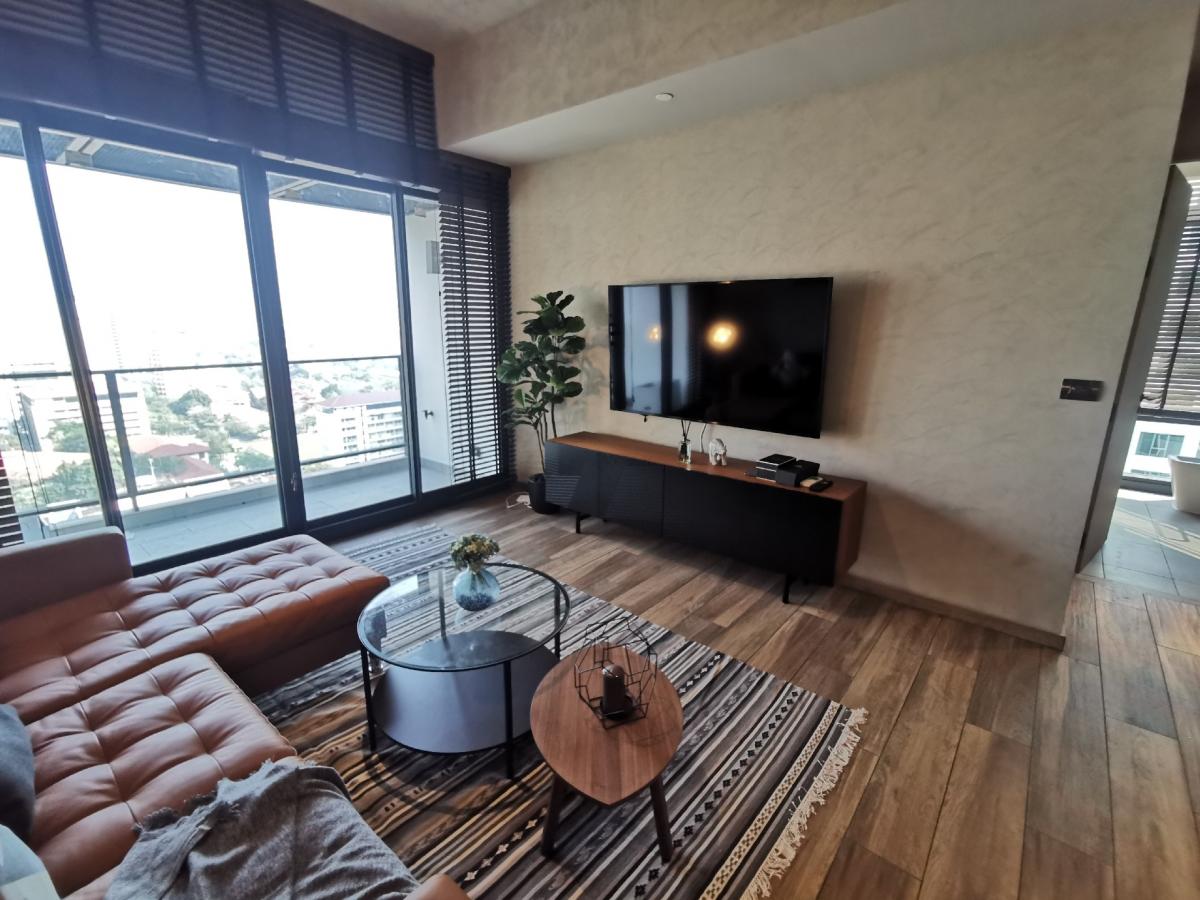 For RentCondoSukhumvit, Asoke, Thonglor : 2 beds The Lofts Asoke for rent