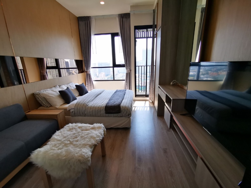 For SaleCondoKasetsart, Ratchayothin : Hot Sale!! Condo near the BTS, good price, Knightsbride Prime Ratchayothin, high floor, beautifully decorated room