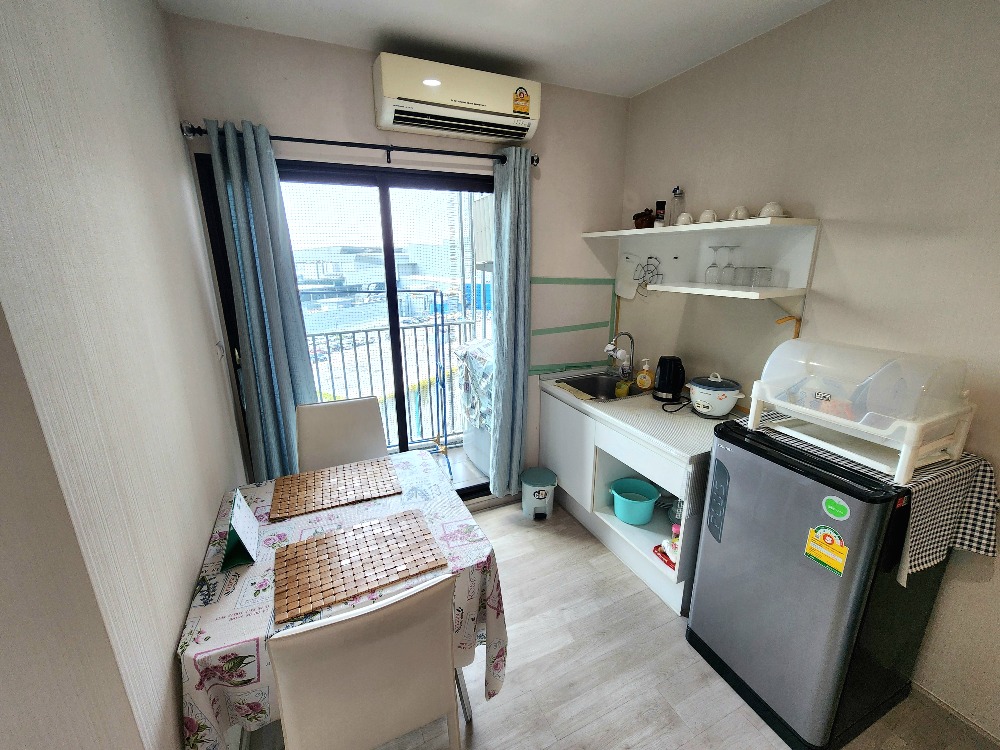 ขายคอนโดนนทบุรี บางใหญ่ บางบัวทอง : ขาย/For Sale **ห้องว่างครับผม สถานะตามปกเลย มีเครื่องซักผ้าและตาข่ายกันนก แอร์ 2**พลัมคอนโด เซ็นทรัล เฟส 1 ชั้น 12 ขนาด 25 ตรม. ให้ของตามภาพทั้งหมด