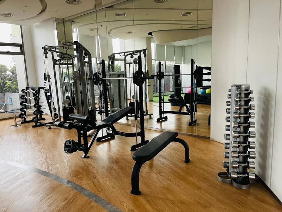 For SaleCondoRattanathibet, Sanambinna : Condo for sale, The Qve Tiwanon, near MRT Purple Line Tiwanon, near Pink and Blue Lines, convenient for all travel, near expressways