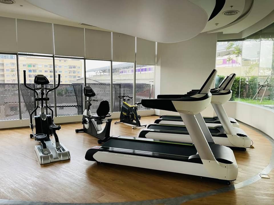 For SaleCondoRattanathibet, Sanambinna : Condo for sale, The Qve Tiwanon, near MRT Purple Line Tiwanon, near Pink and Blue Lines, convenient for all travel, near expressways