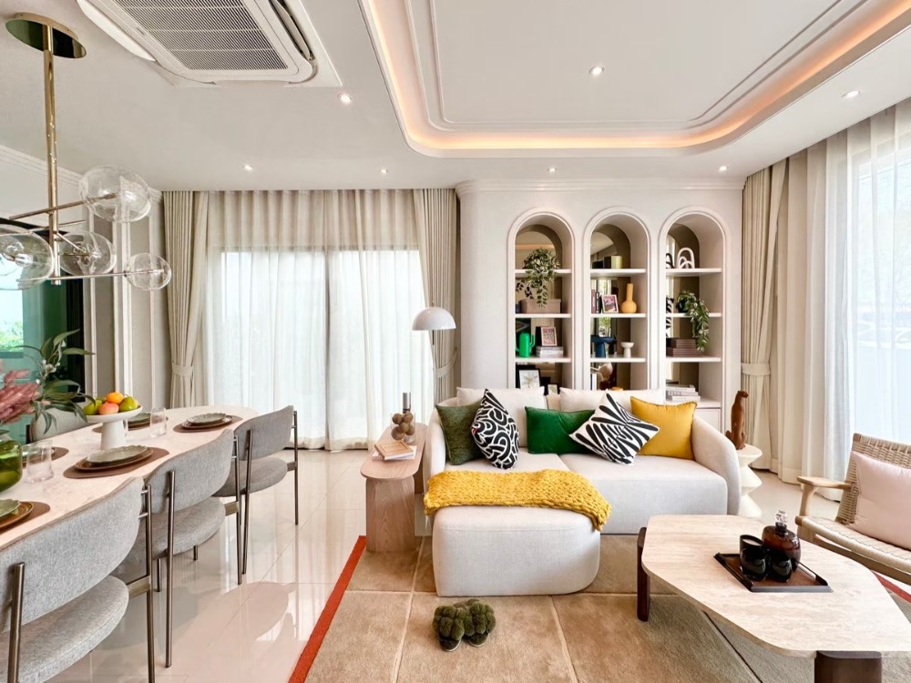For SaleHousePattanakan, Srinakarin : 🏡AVIAN Srinakarin - Krungthep Kreetha🌈AVA* Size S 50 sq.w. 229 sq.m. | 4 bedrooms, 5 bathrooms, 3 parking spaces, starting at 15.49 MB Contact to make an appointment to view Tel.0922635410 (Earth)