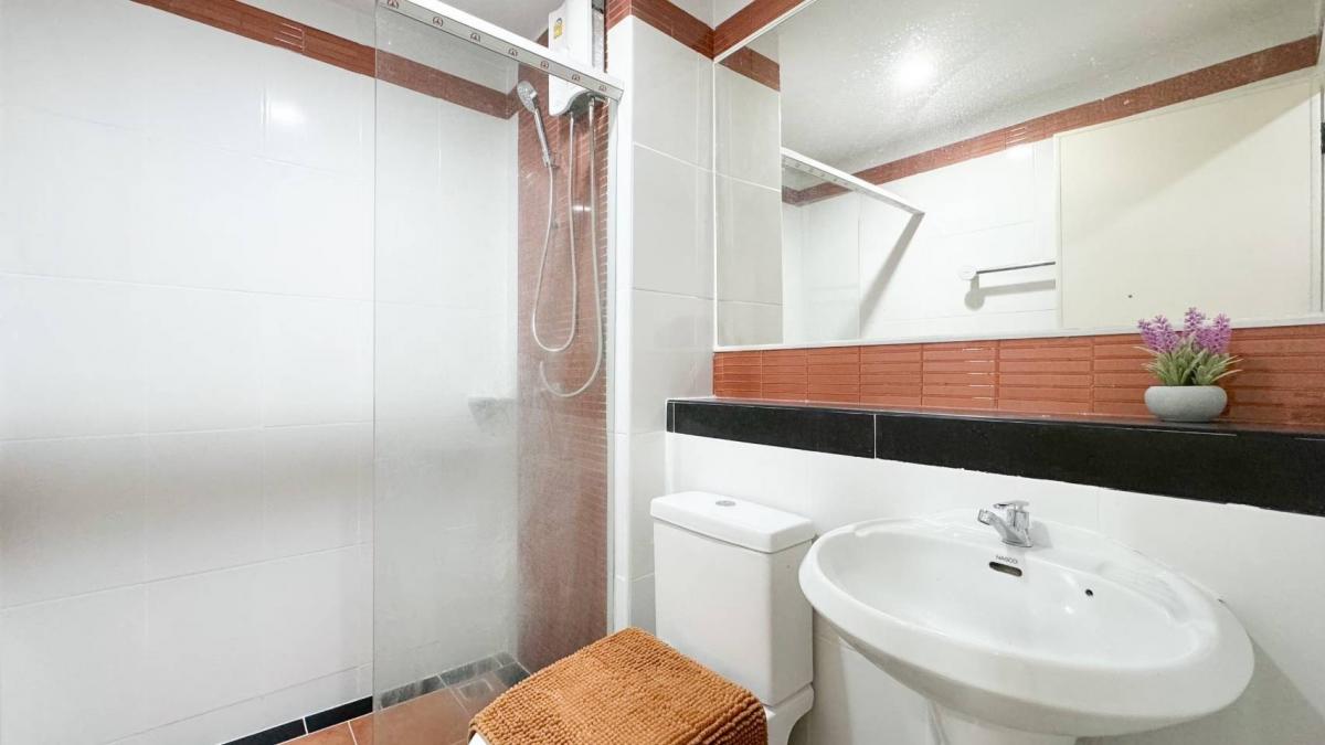 For SaleCondoBangna, Bearing, Lasalle : Promotion as you like 🥰❤️ Would like a condo near BTS, only 5,000 installments! Regent Home 7, Bang Na - Santornthawut 2, which makes life extremely easy!