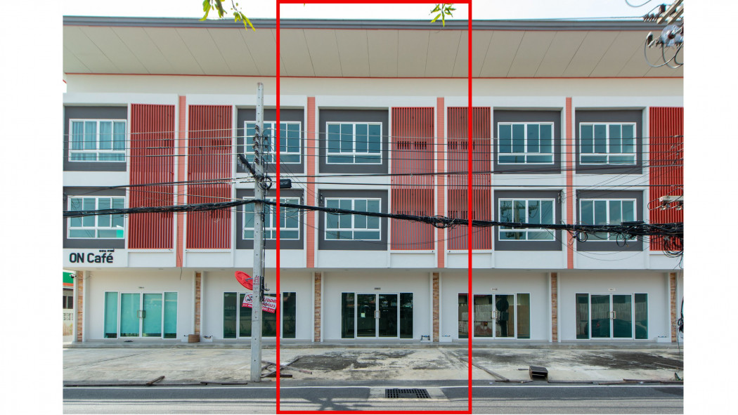 For SaleHome OfficePathum Thani,Rangsit, Thammasat : Townhouse for sale, Phahon Yothin 62, never occupied, 200 sq m, 29 sq wa, near BTS Khu Khot